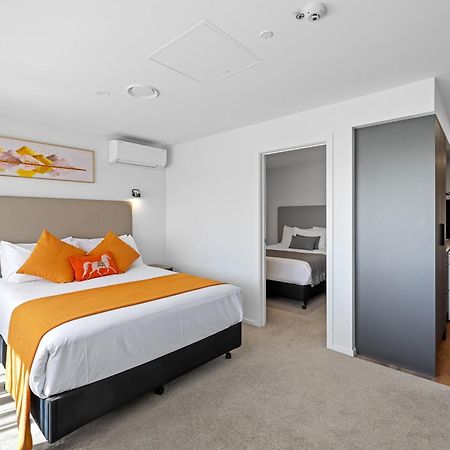Golden Hotel Christchurch Exterior photo