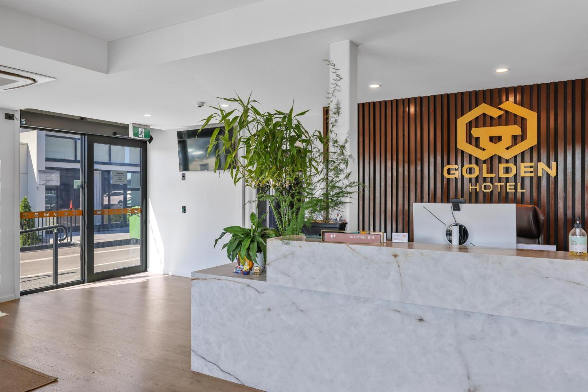 Golden Hotel Christchurch Exterior photo